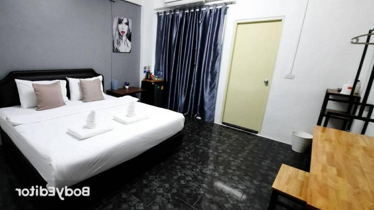 Ada Apartment - อาดา อพาร์ทเมนท์ Bangkok Exterior photo